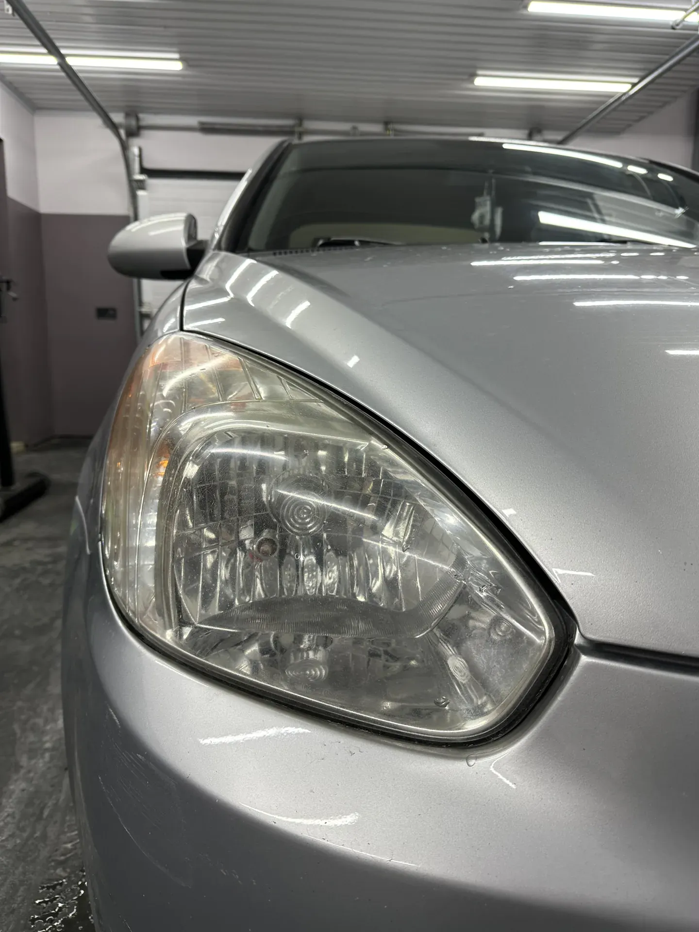 Фара Hyundai Accent до полірування